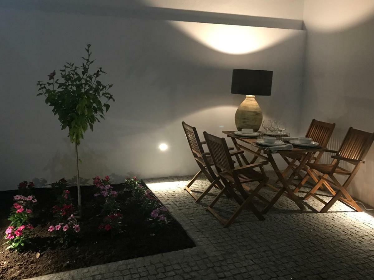 Апартаменты Casa Do Cabido - Elegance In Simple Traits Эвора Экстерьер фото